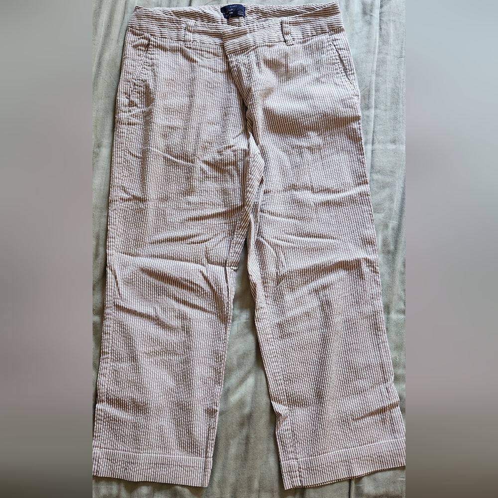 Capri pants